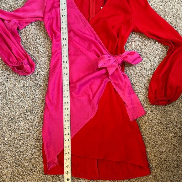 NWT Dress Day Red and Pink Satin V Neck Bishop Sleeve Wrap Dress Sz S - Picture 10 of 12